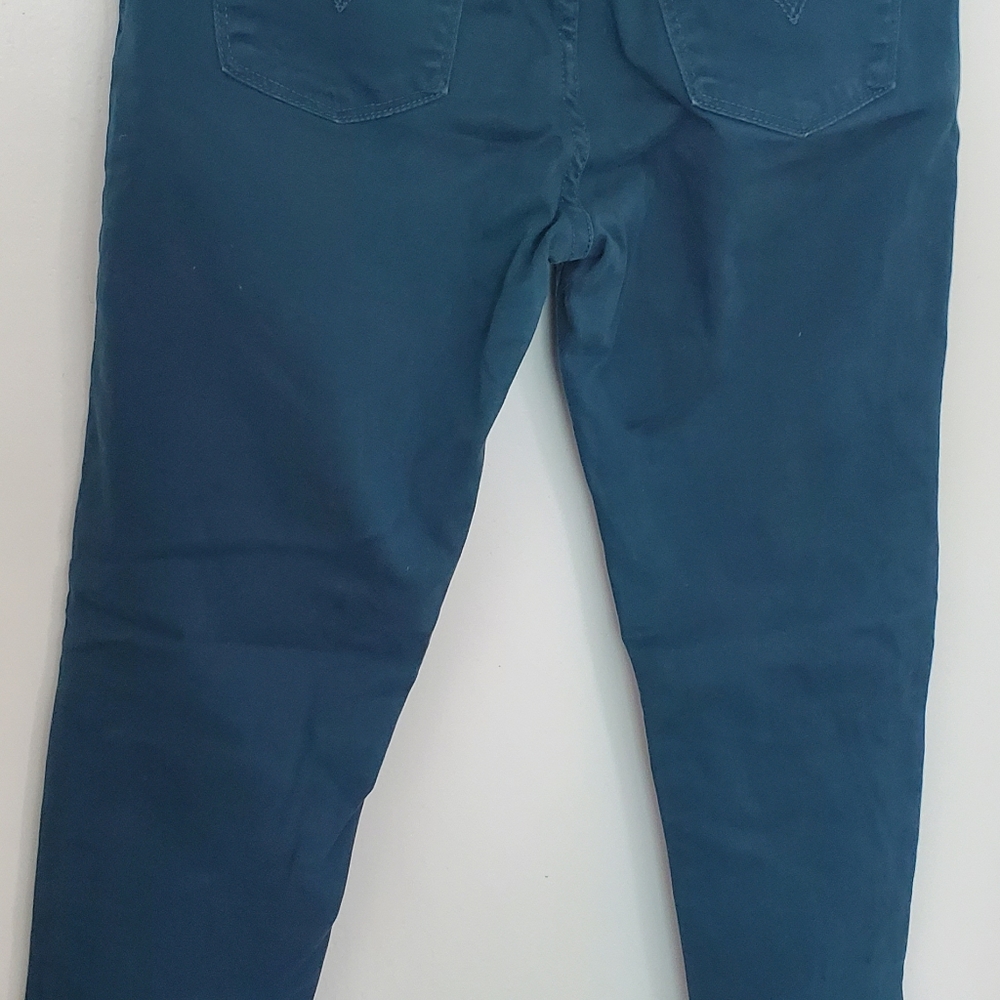 Levi Jeans - Picture 8 of 8